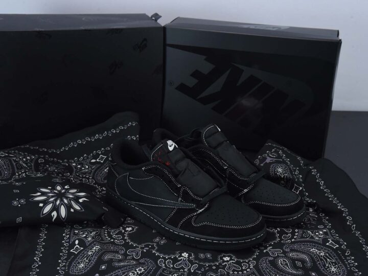 Nike Air Jordan 1 Low "Black Phantom"