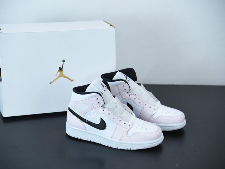 Nike Air Jordan 1 Mid "Barely Rose"