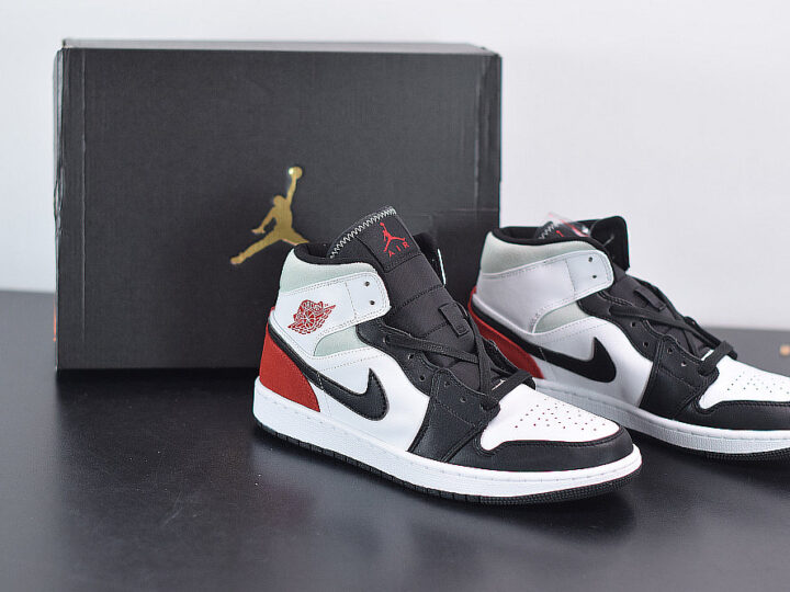 Nike Air Jordan 1 Mid SE "Red Black Toe"