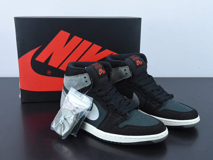 Nike Air Jordan 1 Retro High  "Element Gore-Tex Black Particle Grey"