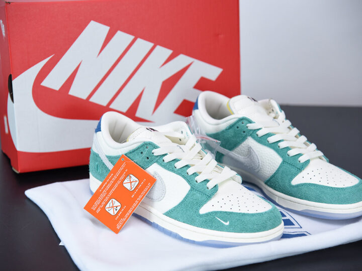 Nike Dunk Low x Kasina 'Road Sign'