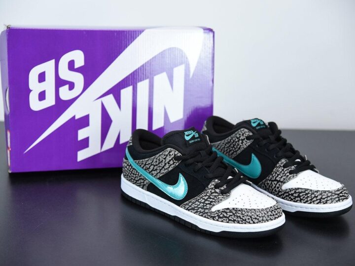 Nike SB Dunk Low Atmos Elephant