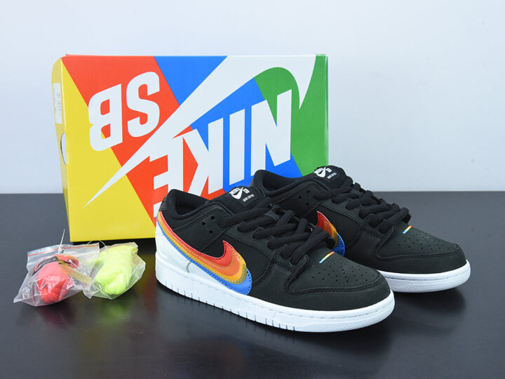 Nike SB Dunk Low Polaroid